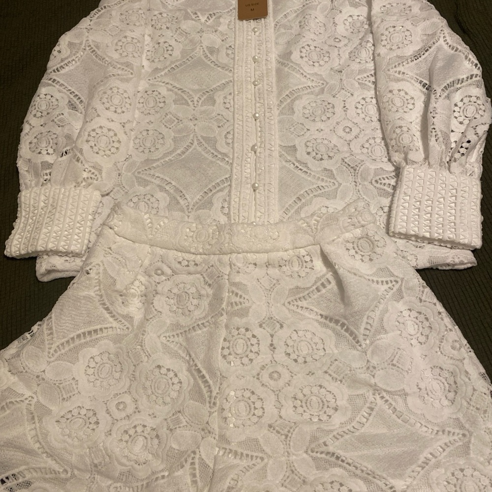Elegant White Lace Women's Set
